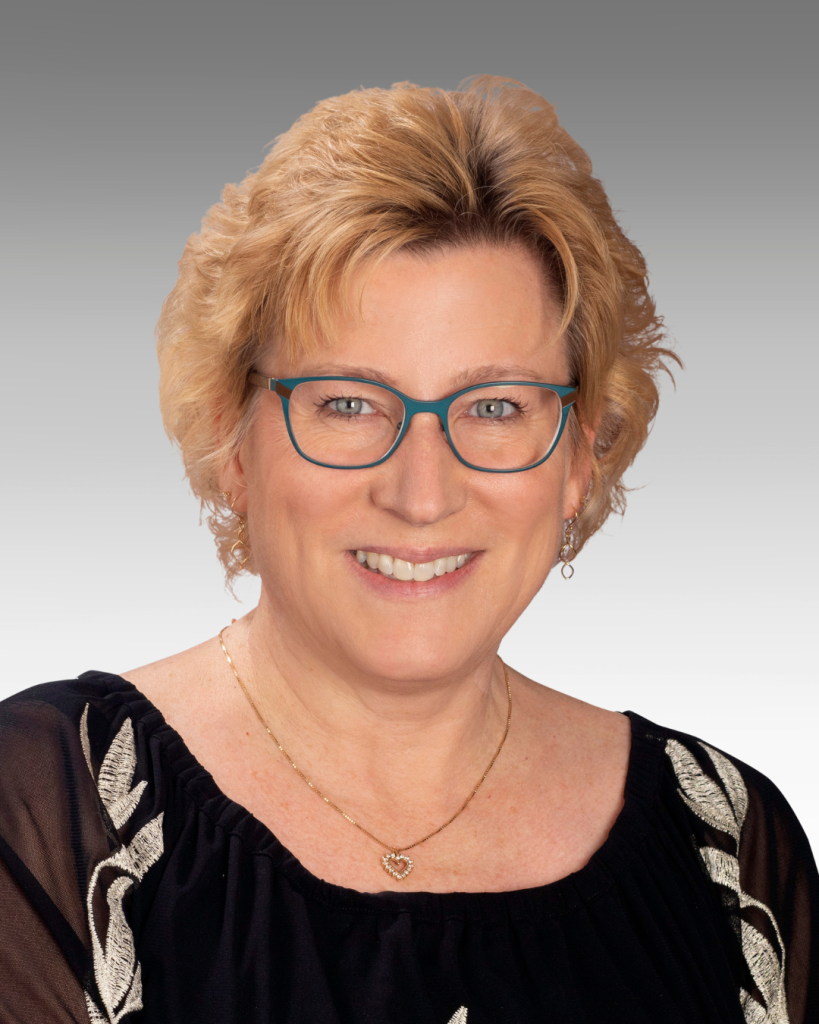 Wendy Castiglione 9